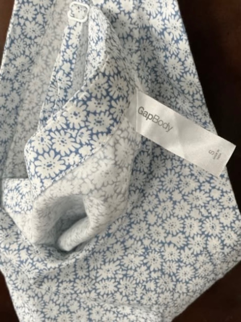 Gap body blue floral tank top
